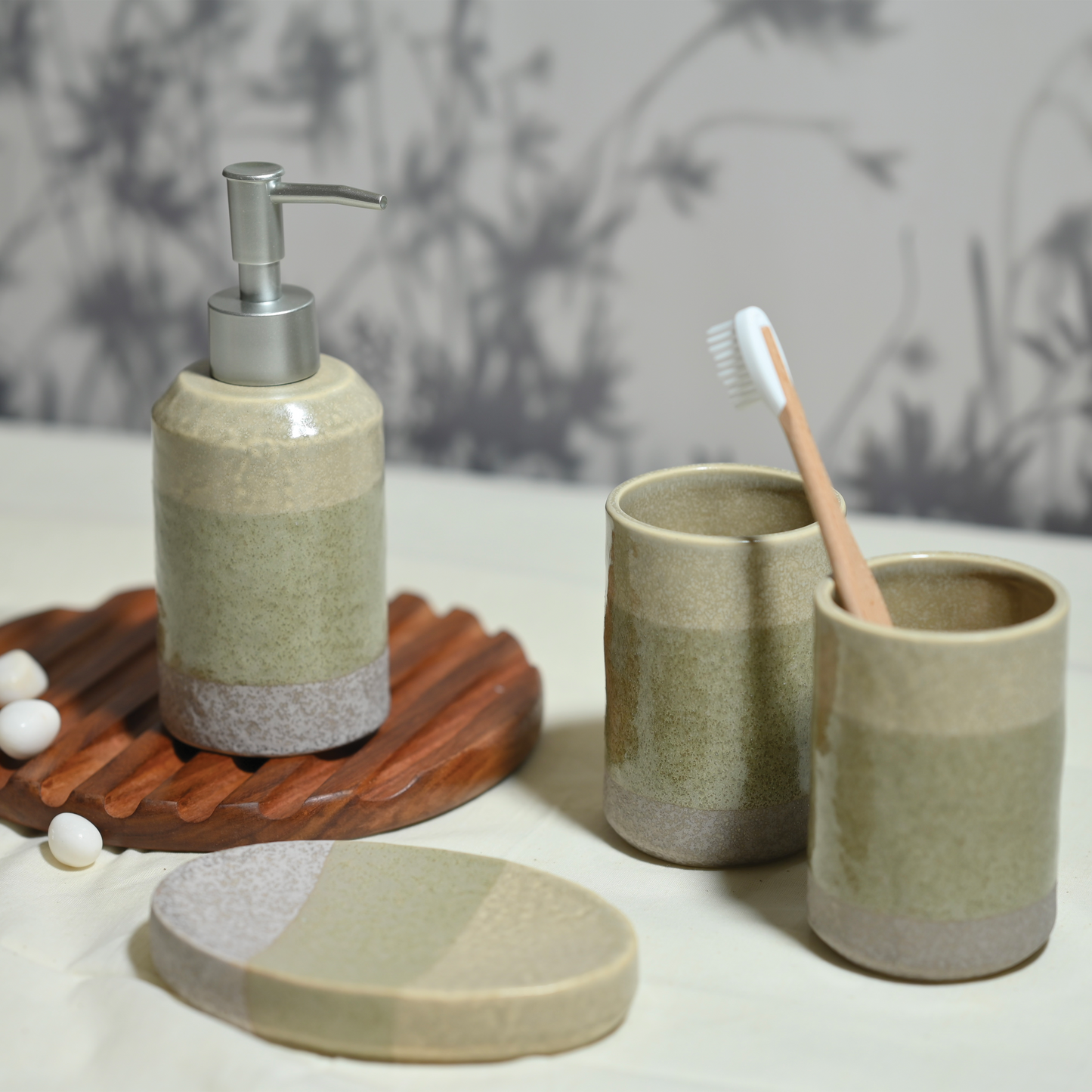 Grayish-Green Textured Ceramic 4-Piece Bathroom Set