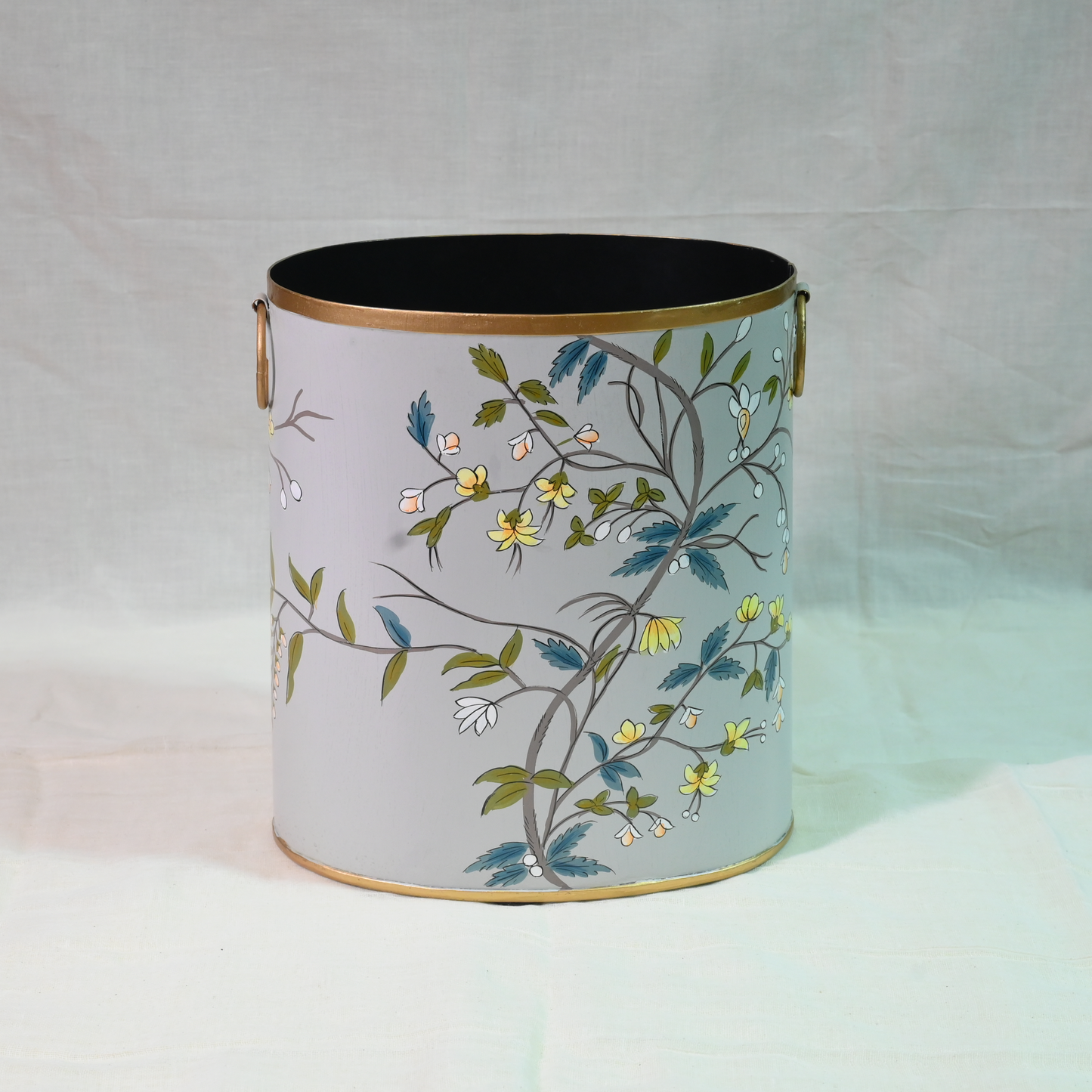 Hand-painted Gray Blossom Dustbin