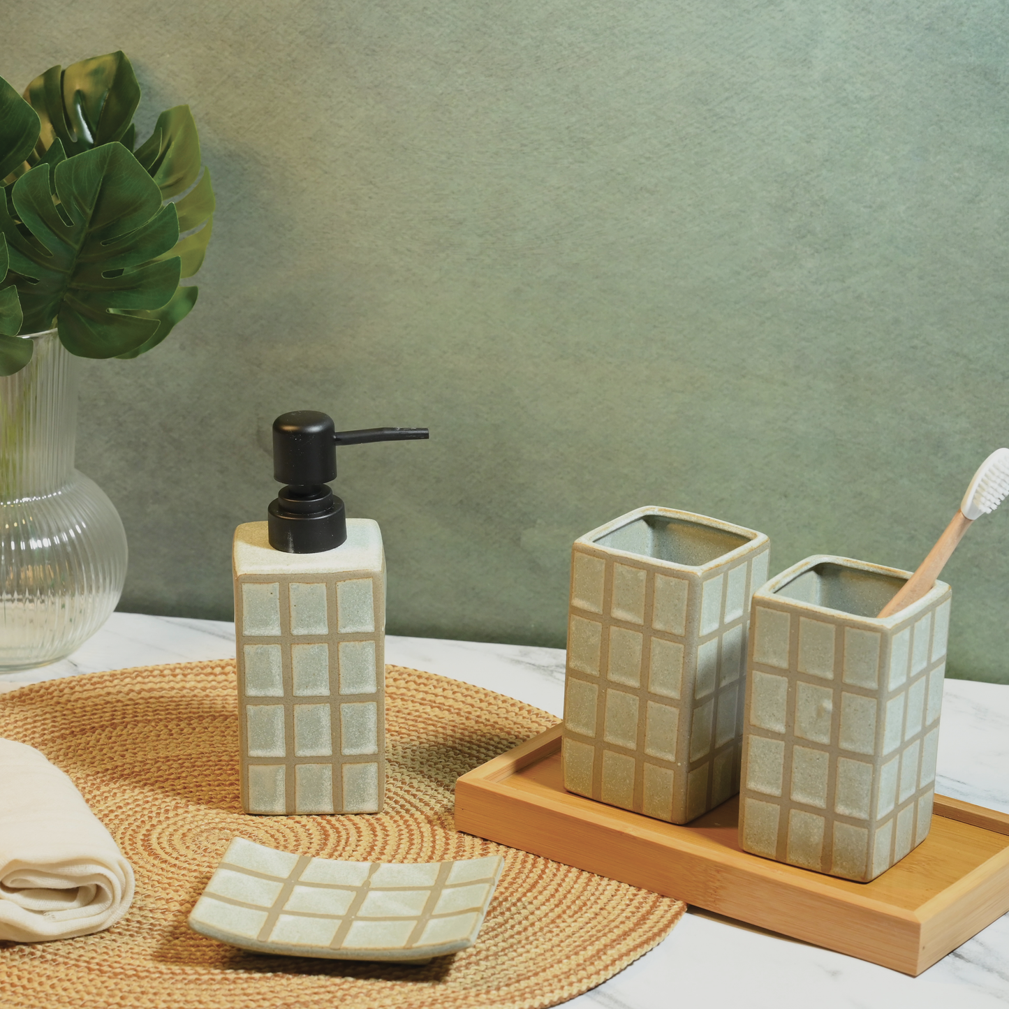 Antique Beige Textured Ceramic 4-Piece Bathroom Set