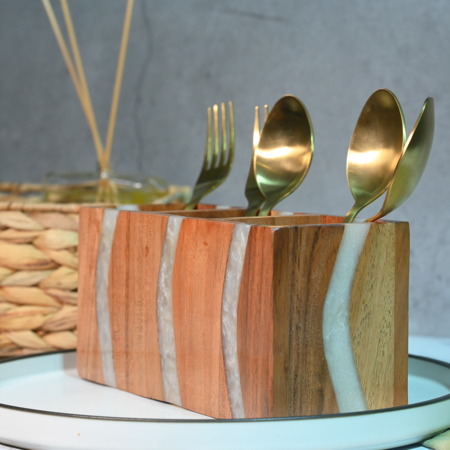 Pearl White Resin and Wooden Cutlery Holder